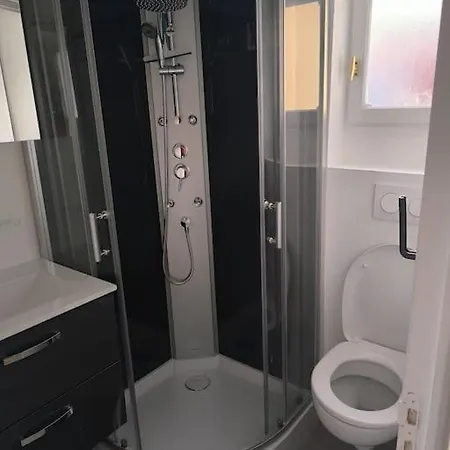 Moderne Situe A 300m Du Coeur De * Τρουά
