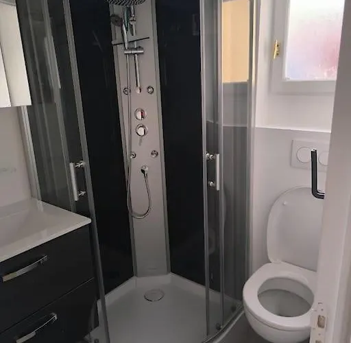 Moderne Situe A 300m Du Coeur De * Troyes